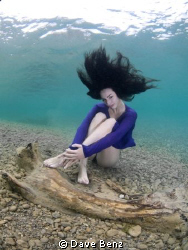 Shooting with my underwatermodel Isabelle... by Dave Benz 